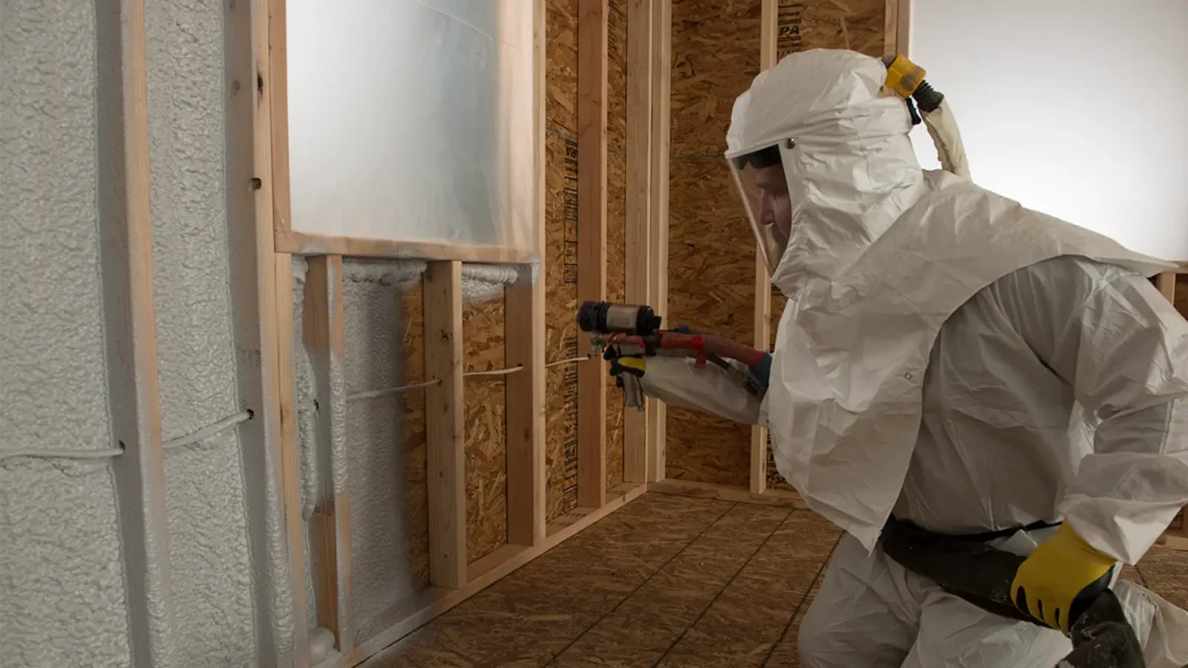 Open Cell Spray Foam Insulation in Palm Beach: Pros, Cons, and Best Uses for Florida Homes